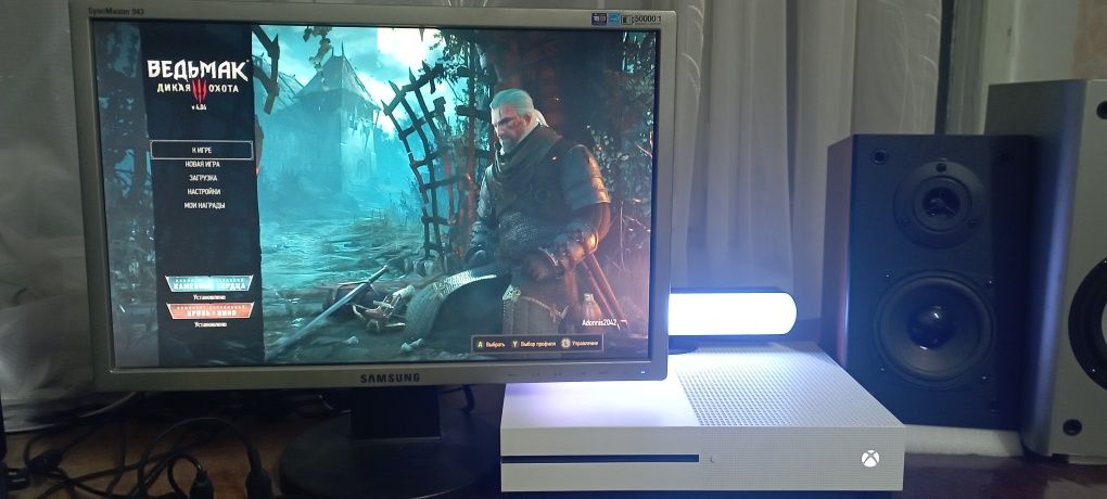 Xbox one s 1000gb 1tb 2 джойстика