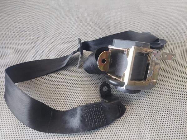 Cinto frente direito VOLKSWAGEN Polo (6N)