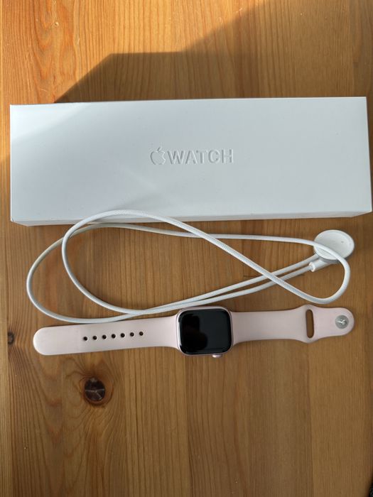 Apple Watch Series 9 41mm GPS – uszkodzony, w pełni sprawny