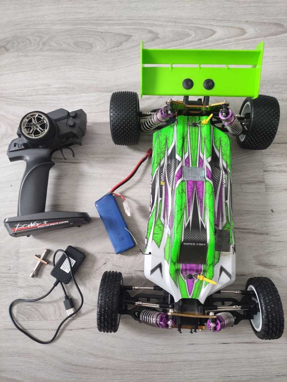 Wltoys 104002  4WD 1:10