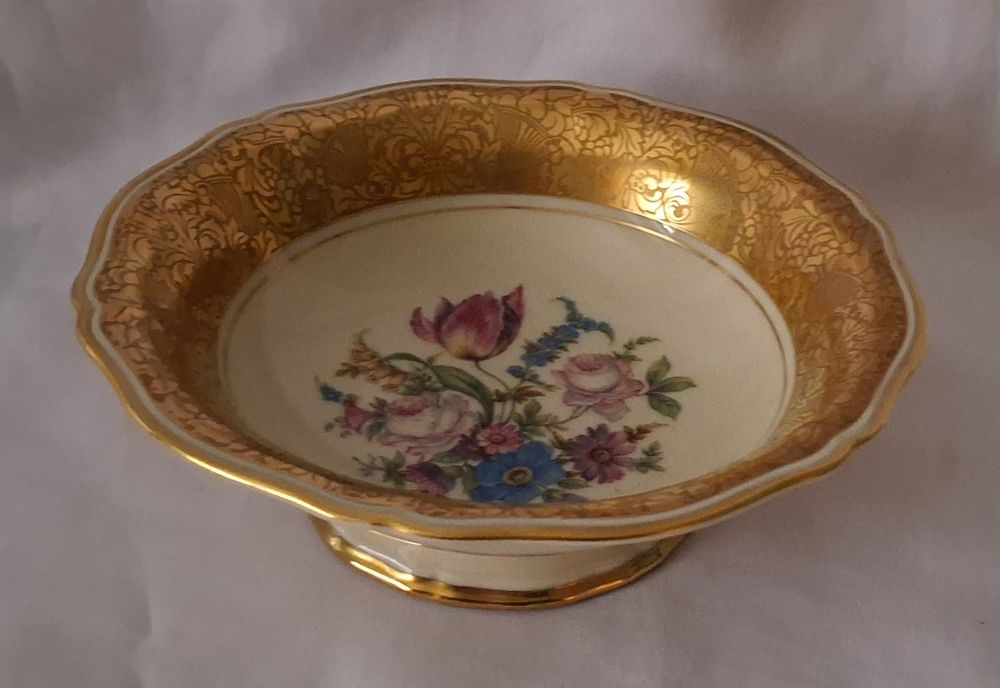 Rosenthal Chippendale_Porcelanowa misa na stopie