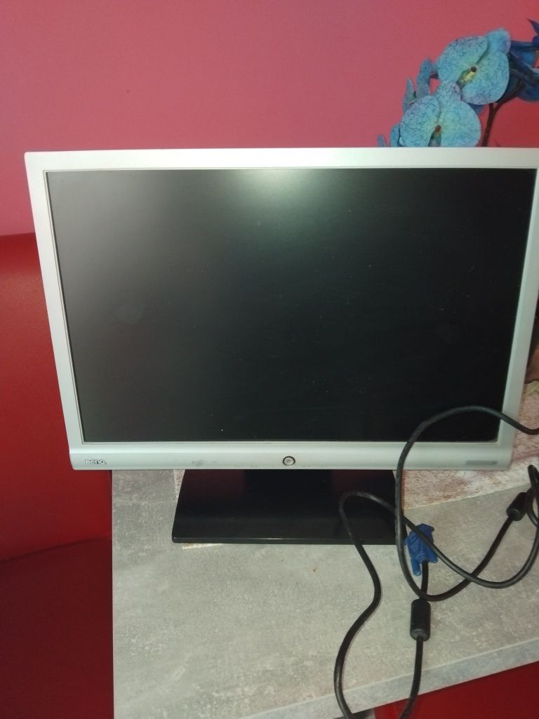 Monitor BENQ 19"