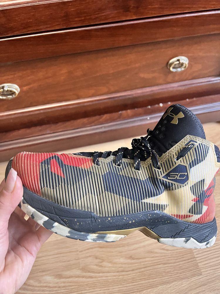 Продам кросівки Under Armour Оригінал!