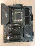 MSI MAG Tomahawk x670e Wi-Fi