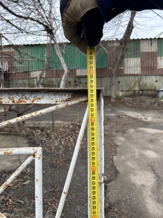 Металлическая решетка на окна