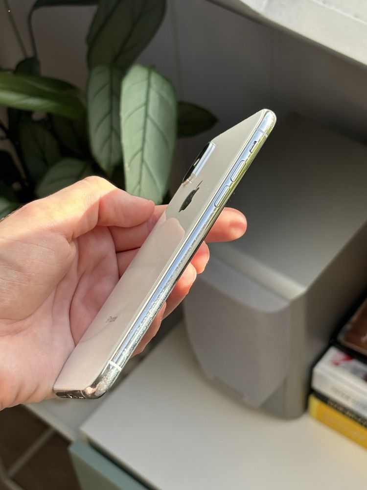 iPhone Xs 64gb srebrny