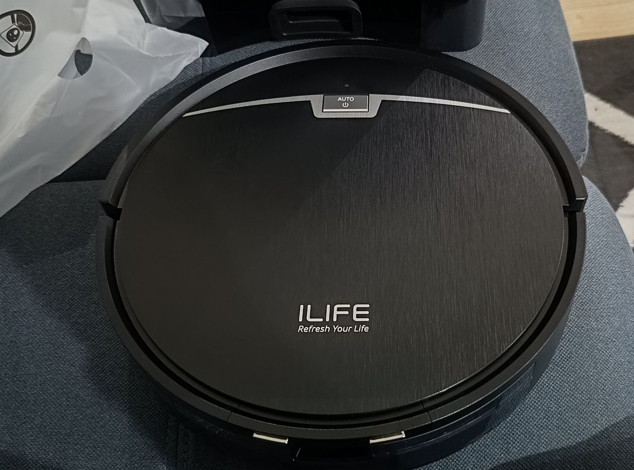 Robot sprzątający ILIFE V9 z stacją !!