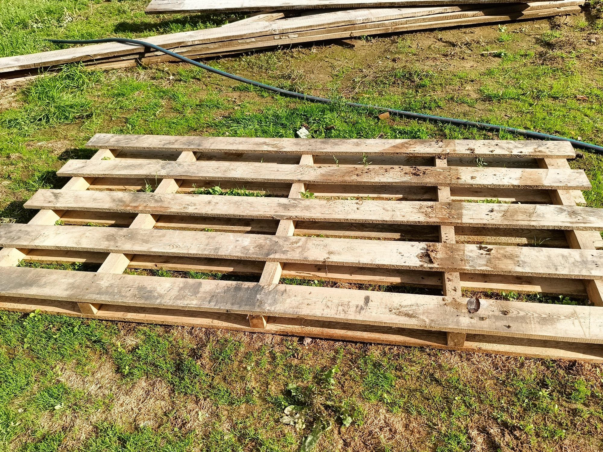 Palety 120cm x 200 cm rgips