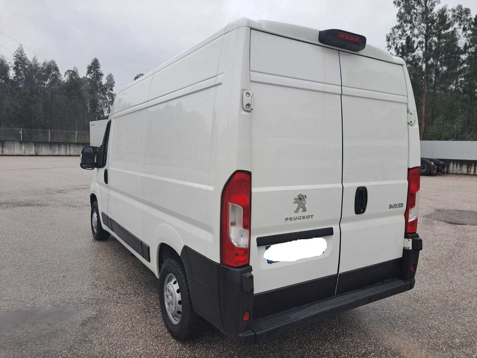 Peugeot Boxer 2.2 BlueHDi 120 CV
