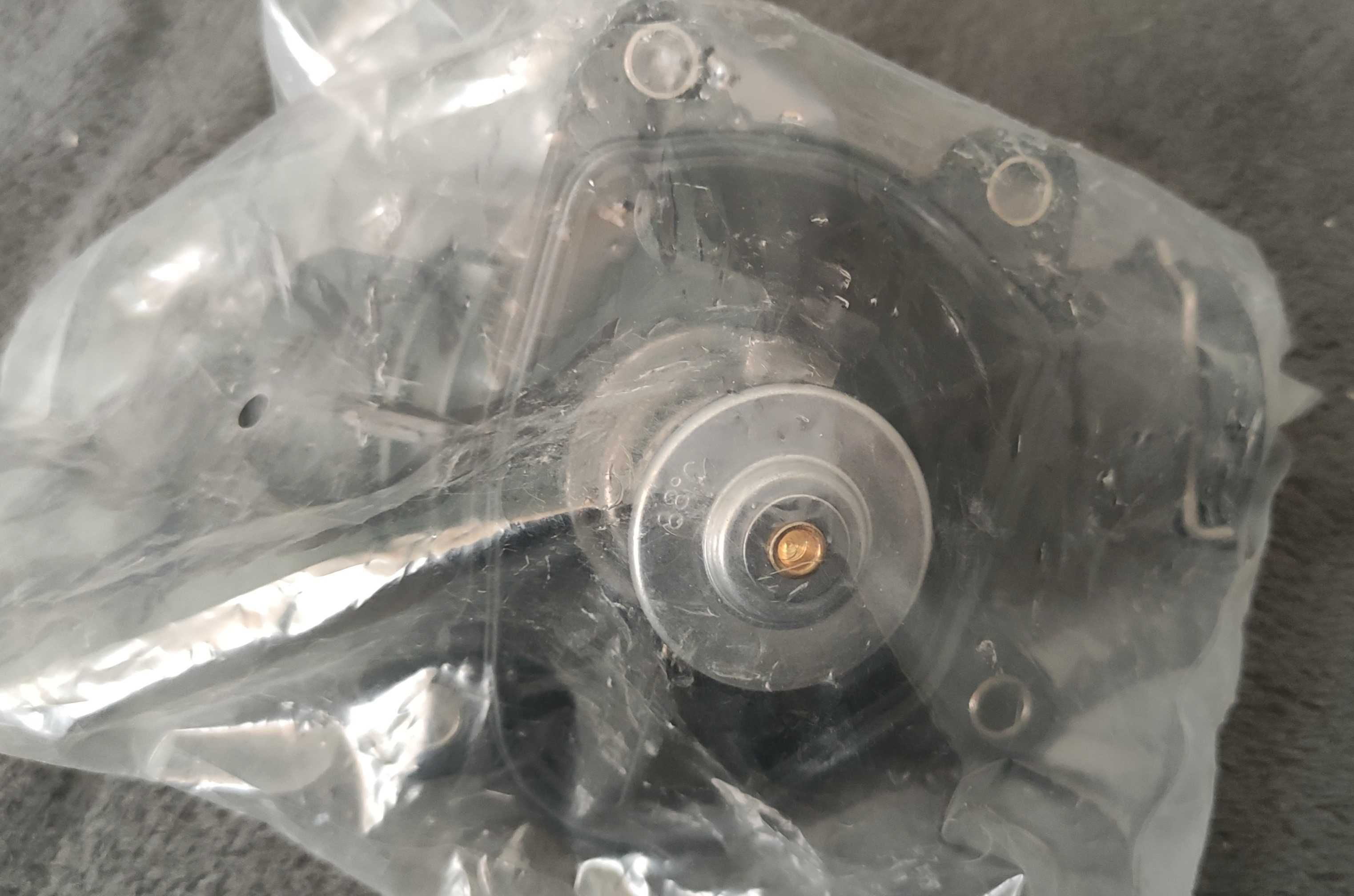 Termostat BMW E60 3,0 d
