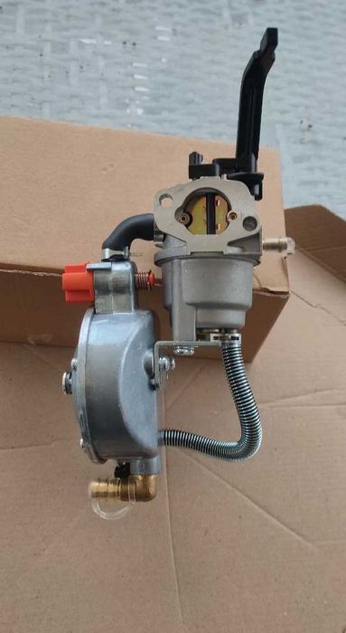 Карбюратор двухтопливный с редуктором для генератора 168F, 170F.