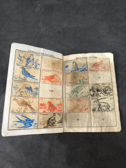 Caderneta cromos rebuçados vitoria