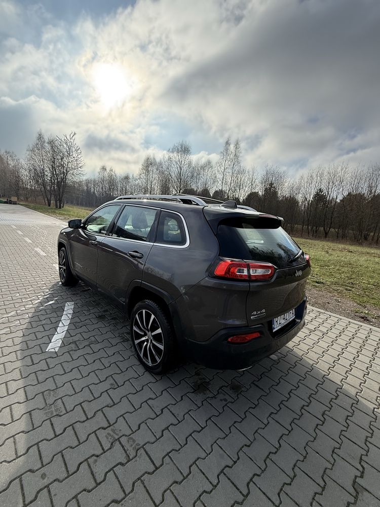 Jeep cherokee V 2.0 Limited Activ drive Automat