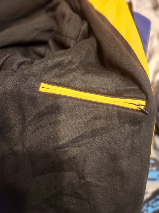 Casaco gorotex outono inverno  amarelo