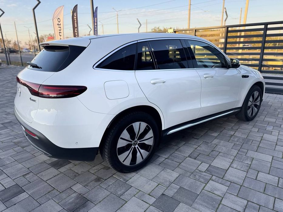 Mercedes-Benz EQC 2022 freshauto