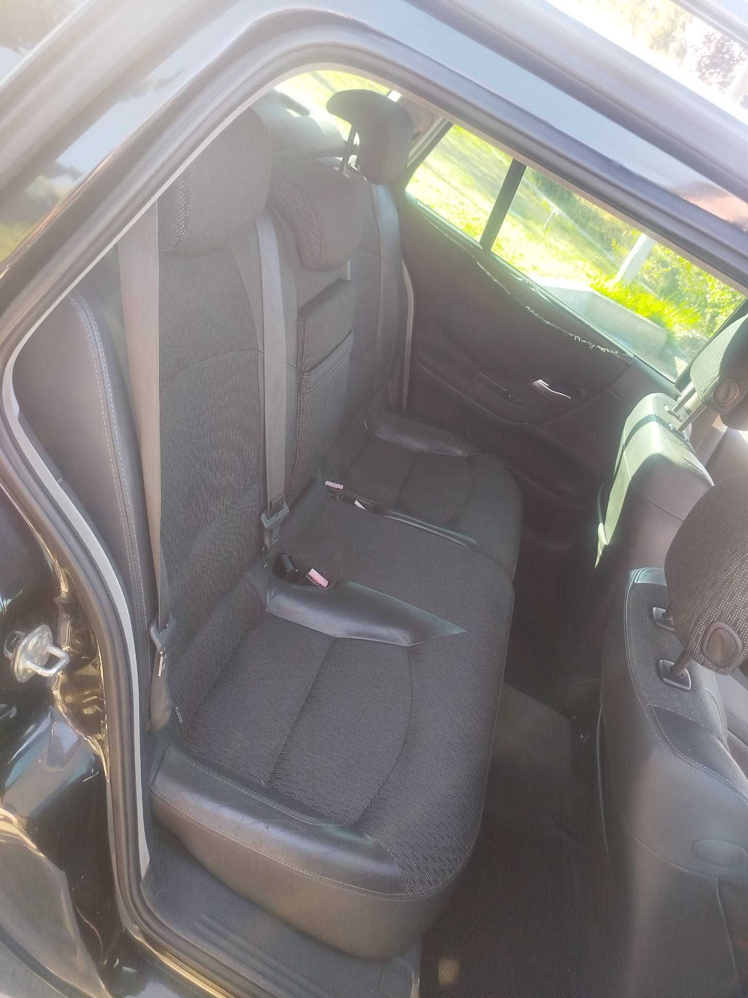 Vendo laguna 2005