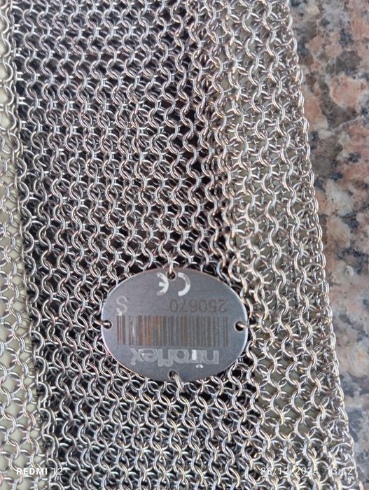 Luvas de malha de aço