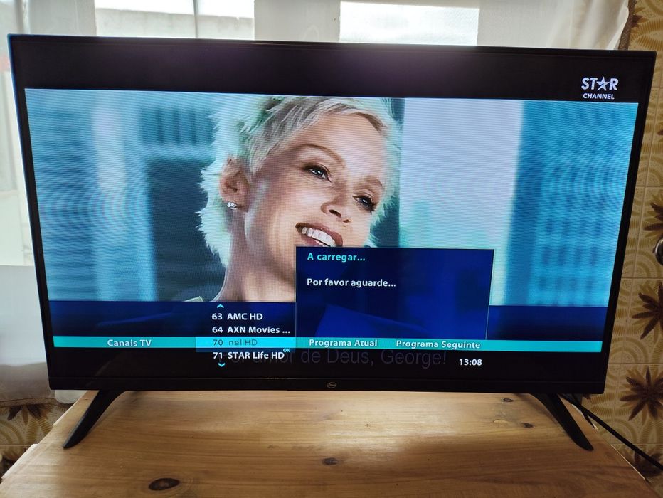 TV esmart HD LED 32 Polegadas 81 cm