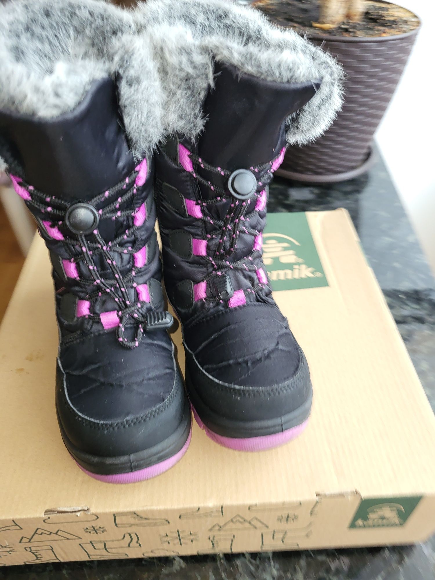 зимові чоботи Kamik 32 розмір, легкі, теплі, зручні