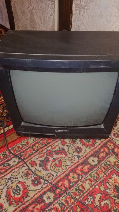Телевізор goldstar не рабочий