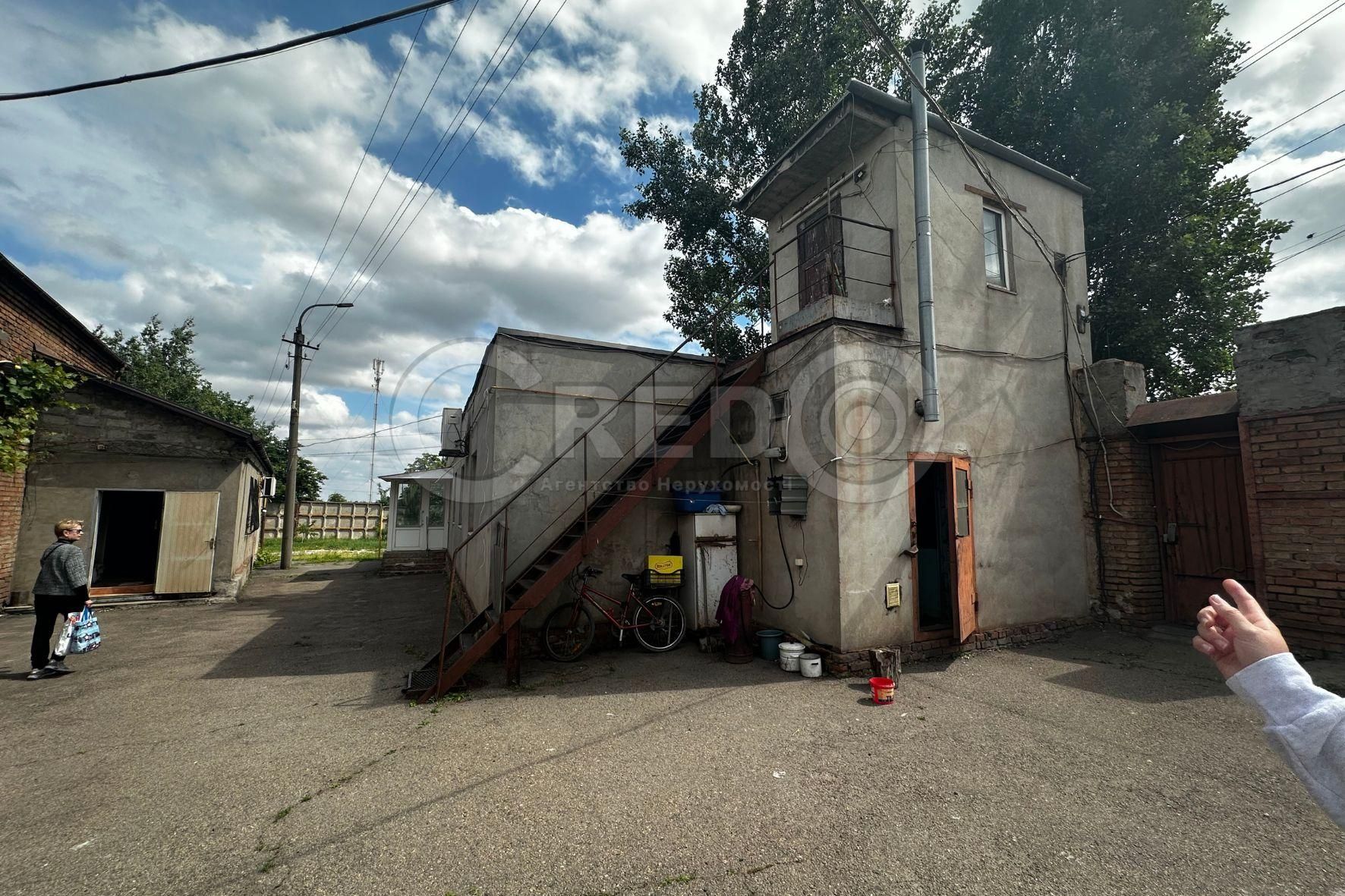 Продаж складу вул. Усика, район «Пісочної»