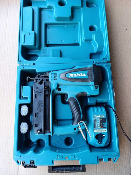 Sztyfciarka gwoździarka gazowa Makita GF600 2aku walizka / OPIS /