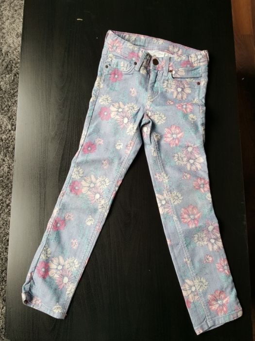 H&M Spodnie jeansowa w kwiaty 116 5/6lat