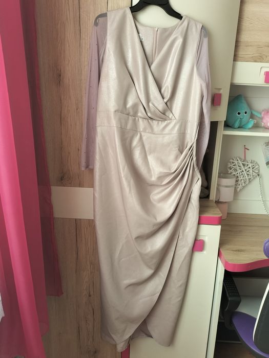 Suknia wieczorowa 44 46