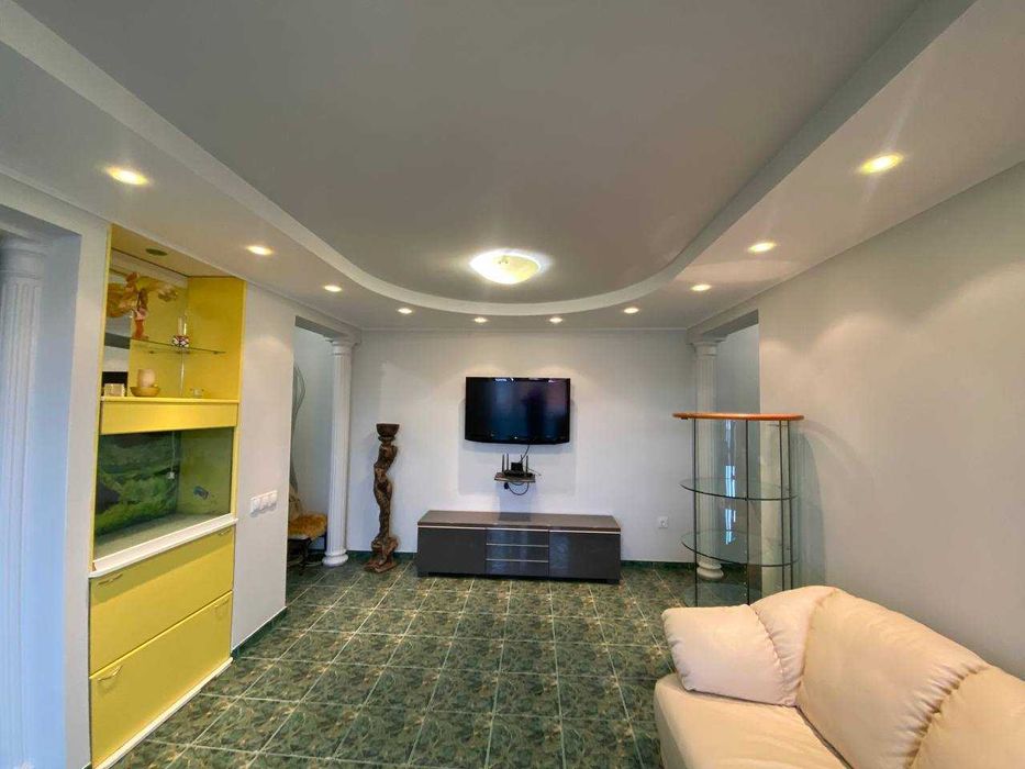 Оренда 3 кімнатної 350€ квартири вул. Яремчука