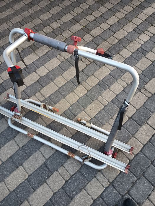 Bagażnik rowerowy na dyszel przyczepy fiamma