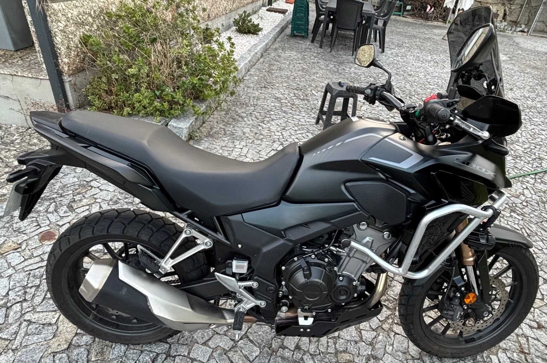 Honda CB500X 2023