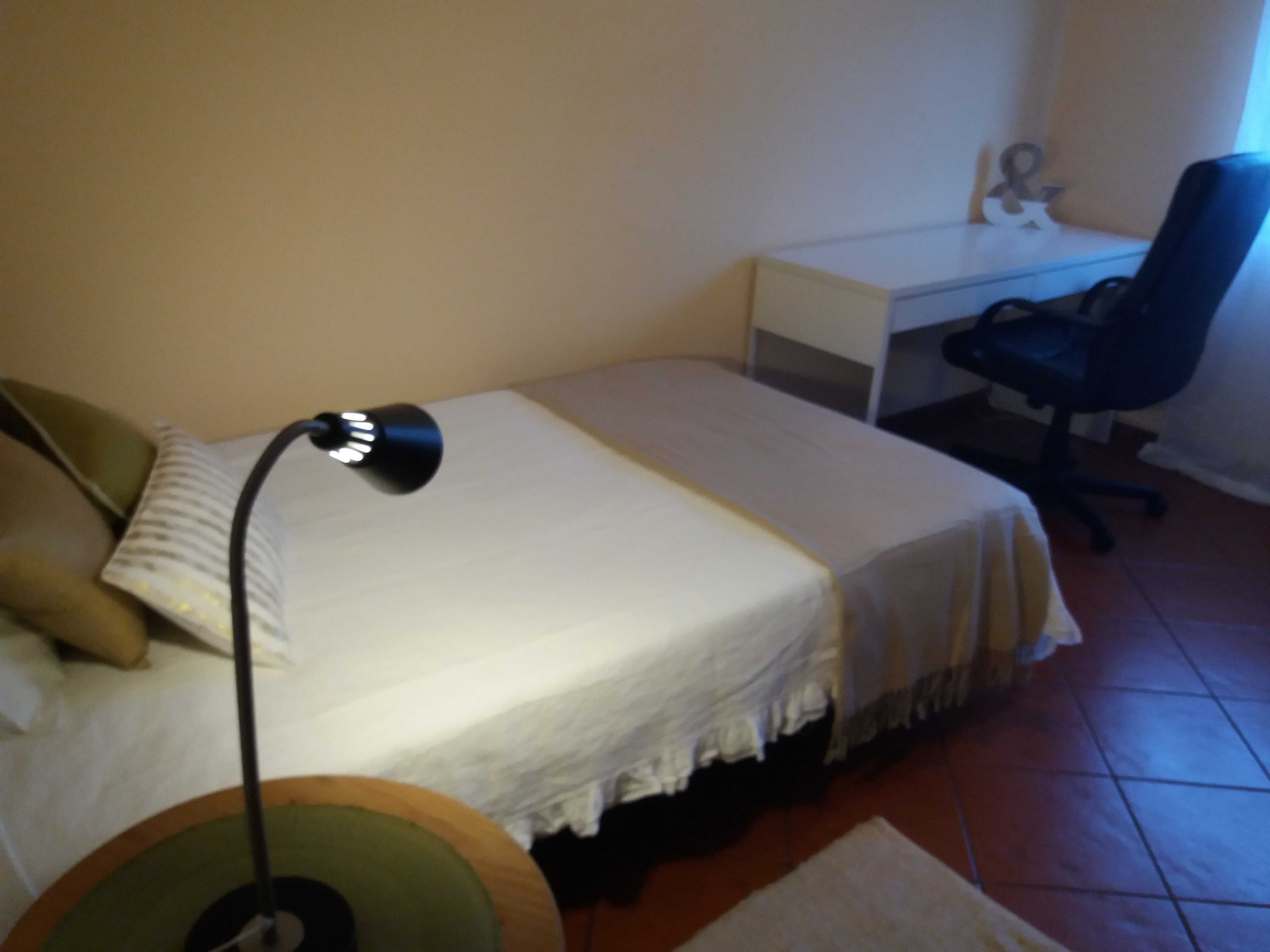 Quarto junto à Universidade de Aveiro - ambiente tranquilo e acolhedor
