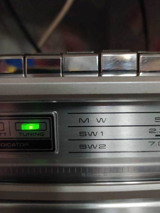 Продам кассетную магнитолу National Panasonic RX-1650T.