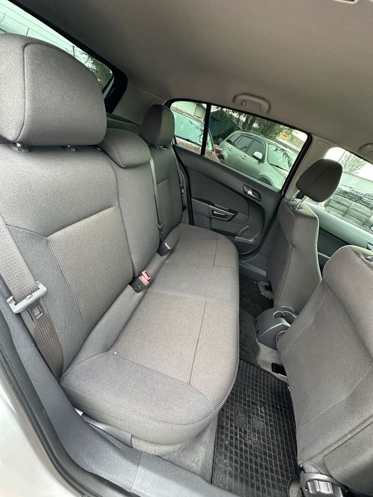 Продам  Opel Astra H 2009 рік можлива розстрочка, кредит, обмін!