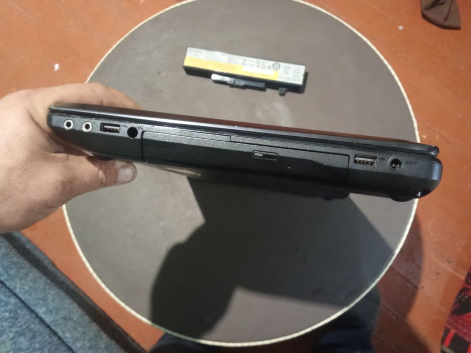 Leno Y580 intel I5