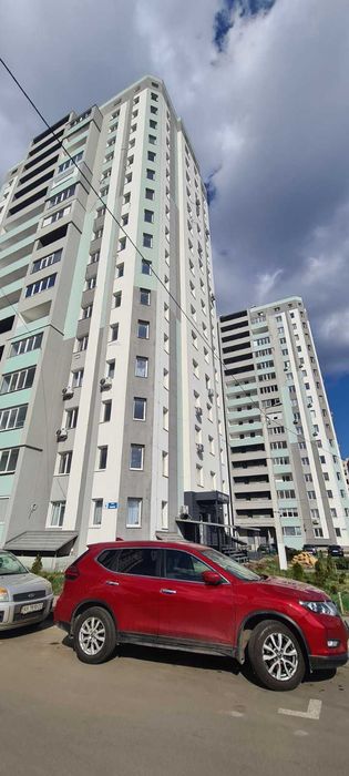Продаю 2х комнатную квартиру 60 м2 с новім ремонтом ЖК Левада