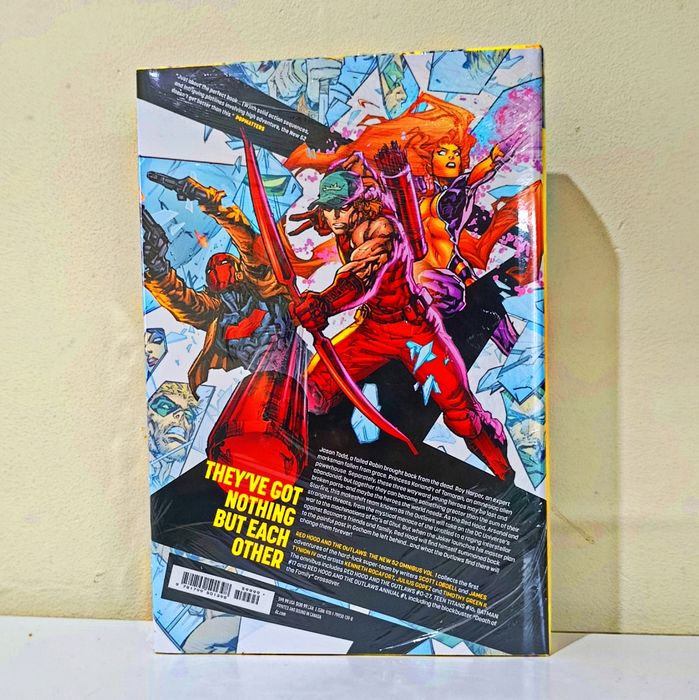 Red Hood and The Outlaws Omnibus