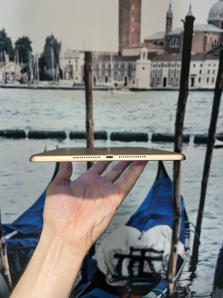iPad 6th 2018 128gb 9.7 Rose Gold ідеал планшет з гарантією АКБ 93%