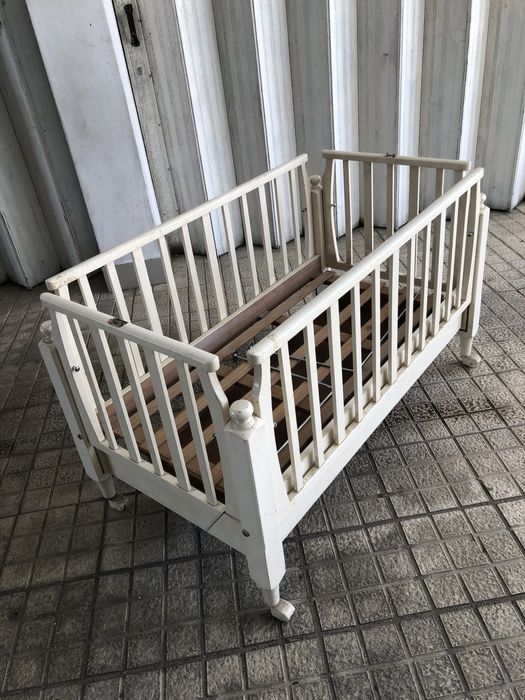 Berço em Madeira