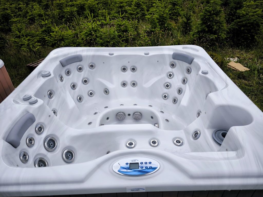 Jacuzzi zewnętrzne