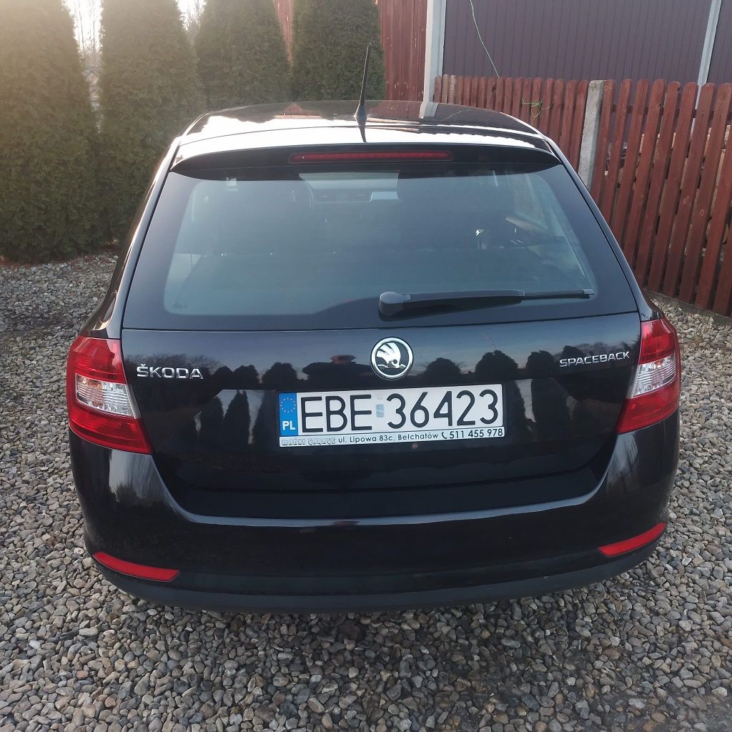 Skoda Rapid 1,6tdi klima nawigacja