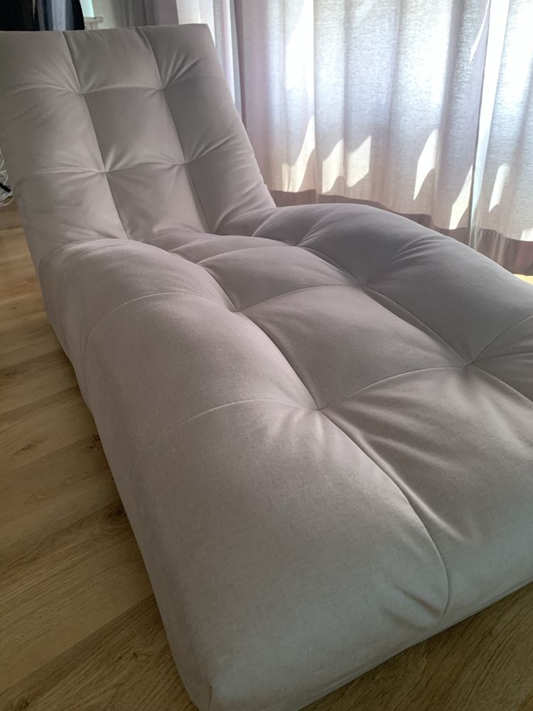 Chaise lounge em muito bom estado