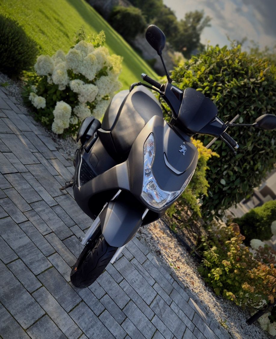 Peugeot KISBEE 50cc 2T * stan BDB! LED !