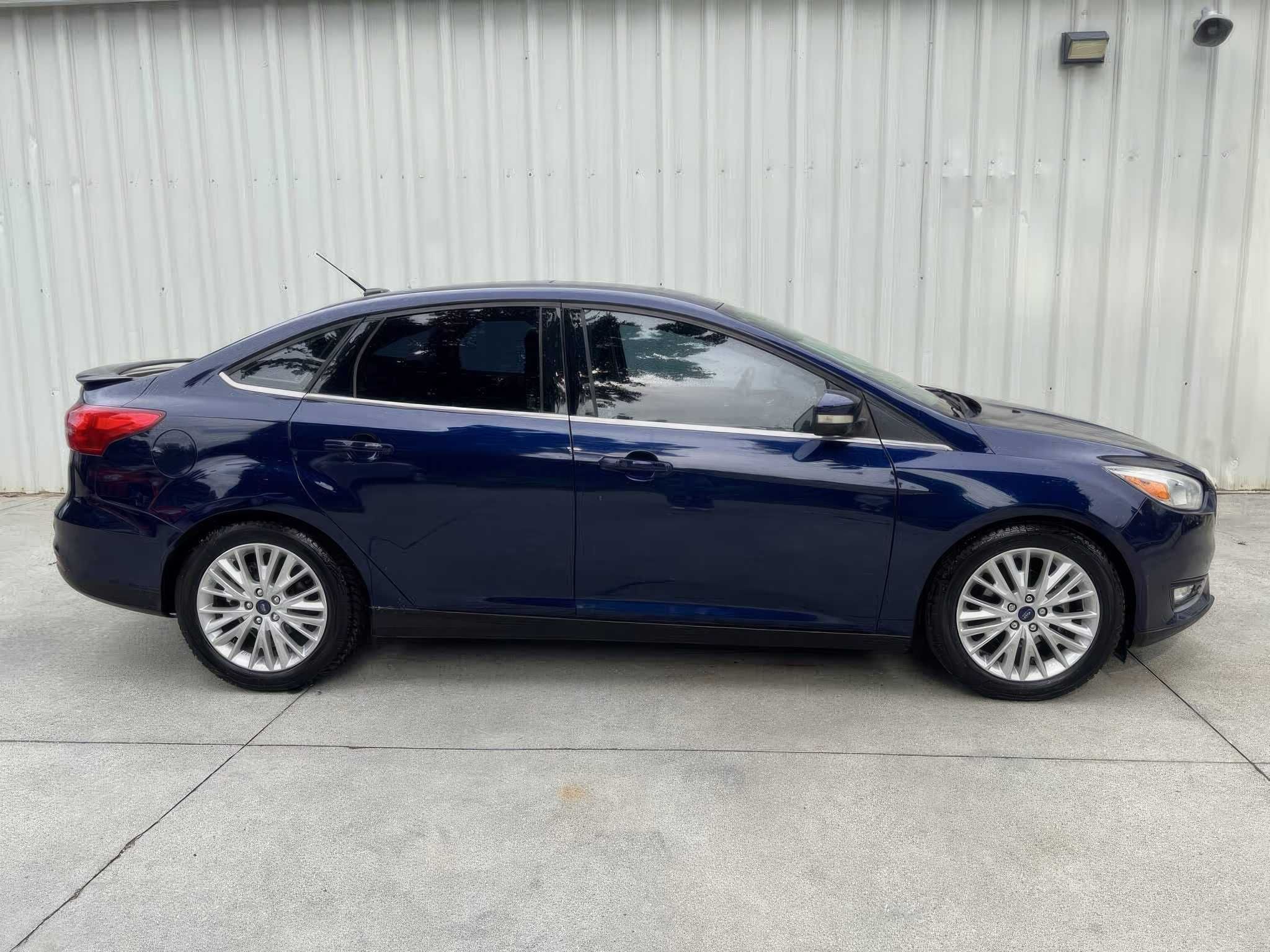 2017 Ford Focus Titanium
