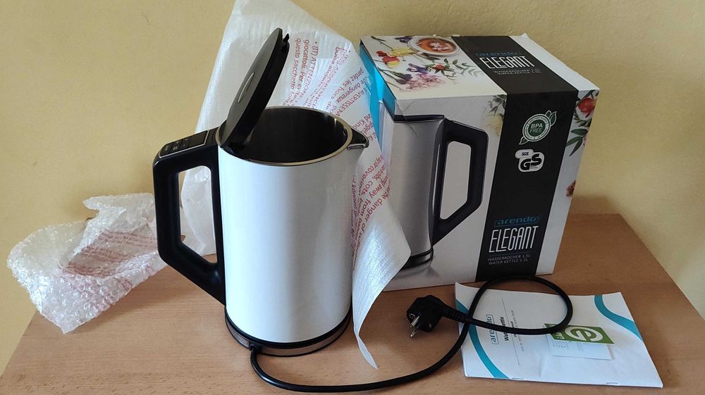 Czajnik elektryczny z wyświetlaczem Arendo Elegant 2200W, 1,5 l, biały