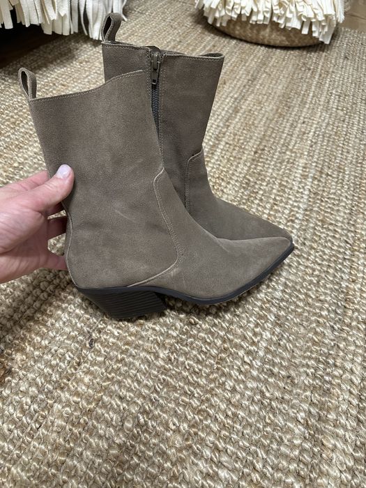 Черевики ботильйони козаки 38р.