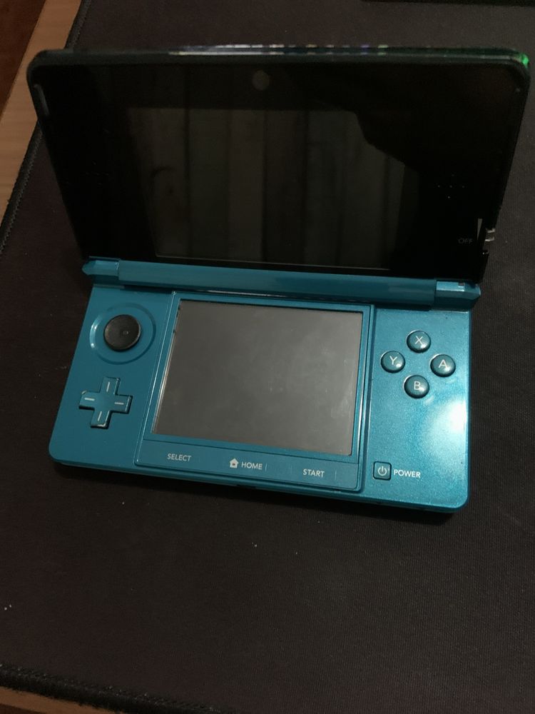 Nintendo 3DS + jogos e carregador