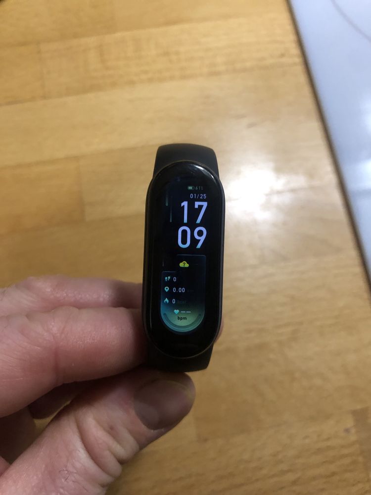 Opaska sportowa Xiaomi Mi Band 6