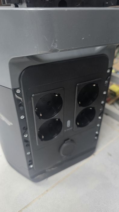 ECOFLOW зарядна станція під ремонт