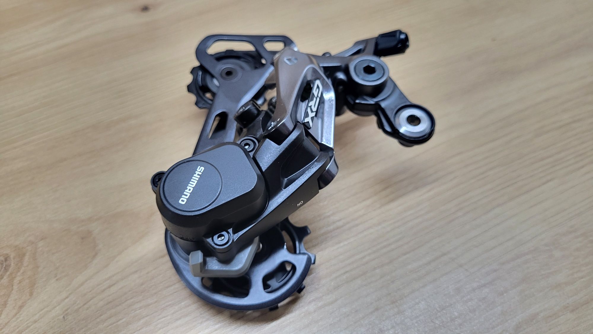 Shimano GRX RD-RX812 Shadow+ задній перемикач